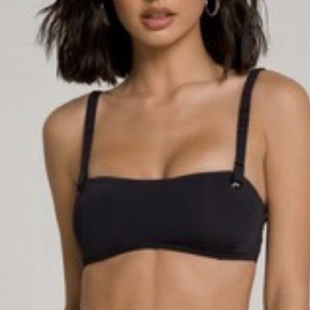 Good American Double Back Strap Swim top size 7 = 4XL